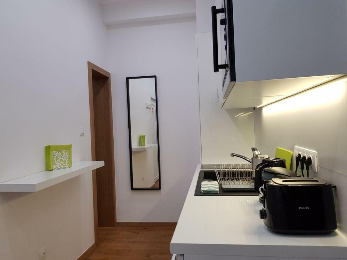 Renaissance Studio Apartment บูดาเปสต์ ภายนอก รูปภาพ